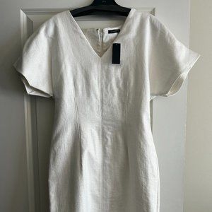 Josie Natori White V-neck dress size 8